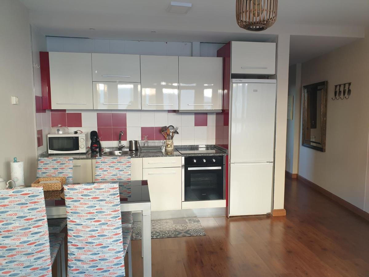 Apartamento Cine Colón 2 Ribadeo Exterior foto